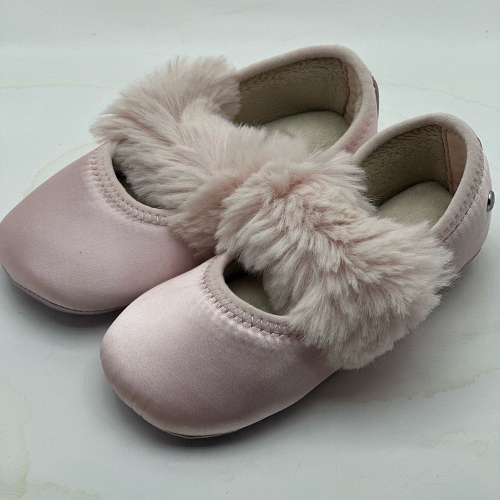Pink Satin Kids Shoes with Faux Fur UGGS size 4/5 NEW!